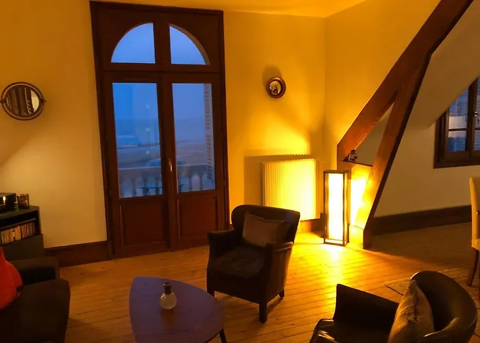 La Madelon Front De *