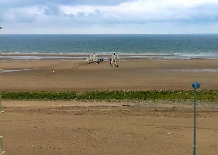 La Madelon Front De Apartman *