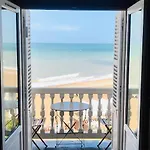 La Madelon Front De * فيلي سور مير