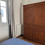 La Madelon Front De Appartement *