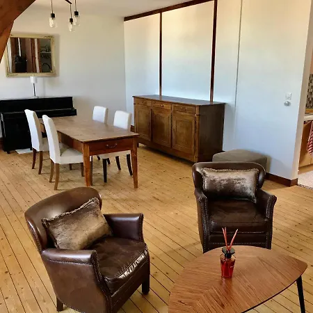 La Madelon Front De *